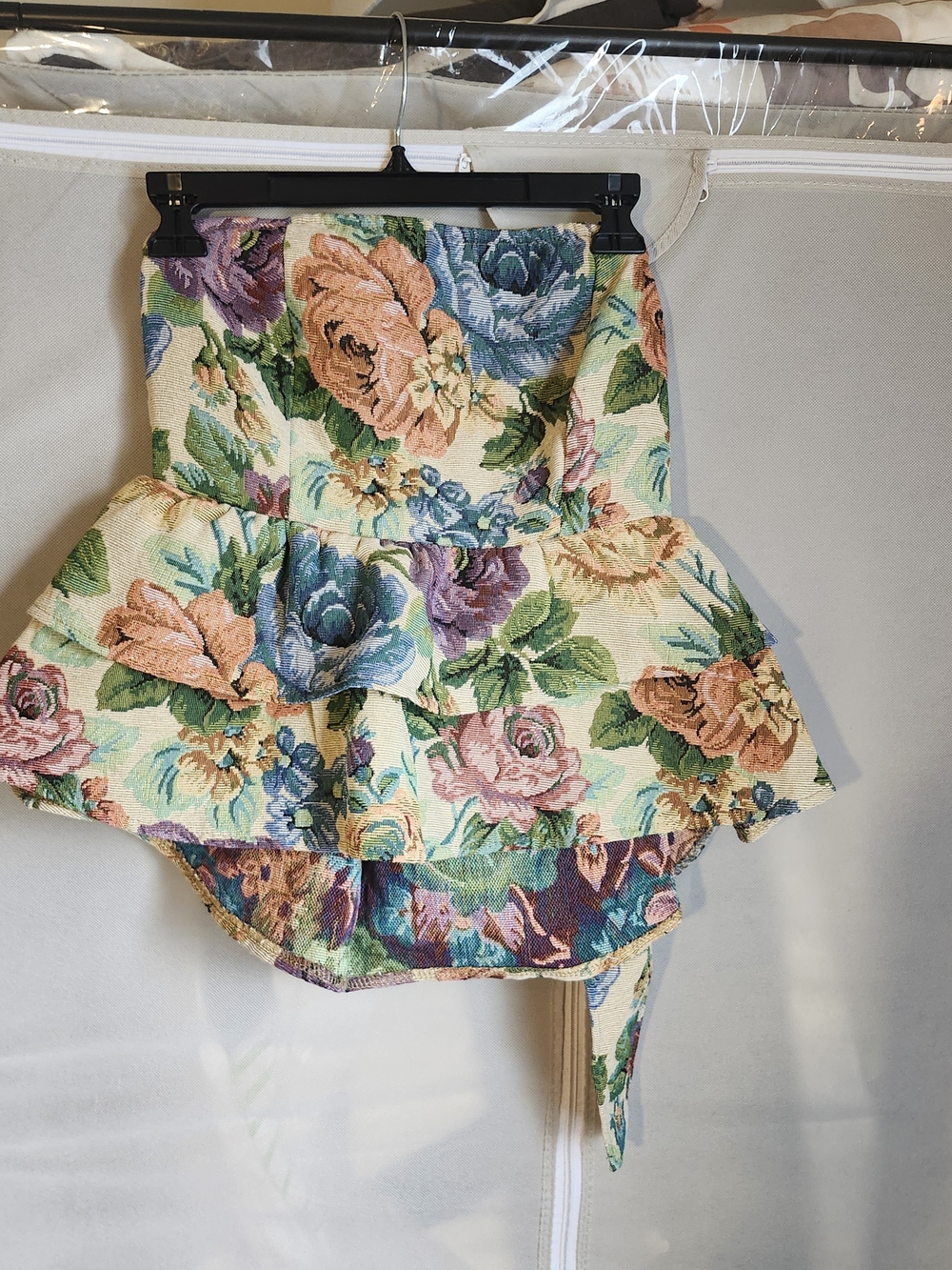 Floral High-Low Peplum Top in Multi Floral